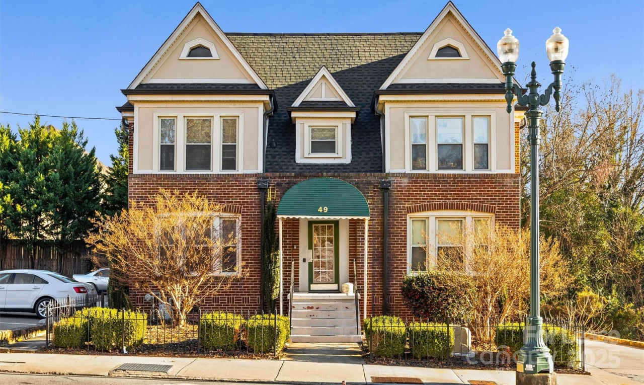 49 Corban Avenue SW unit: 6