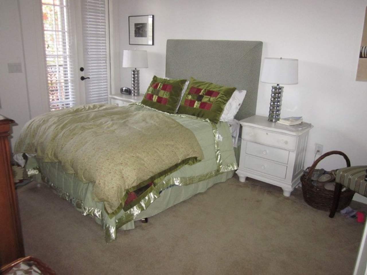 Jackson Square - One Bedroom, One Bathroom Condo