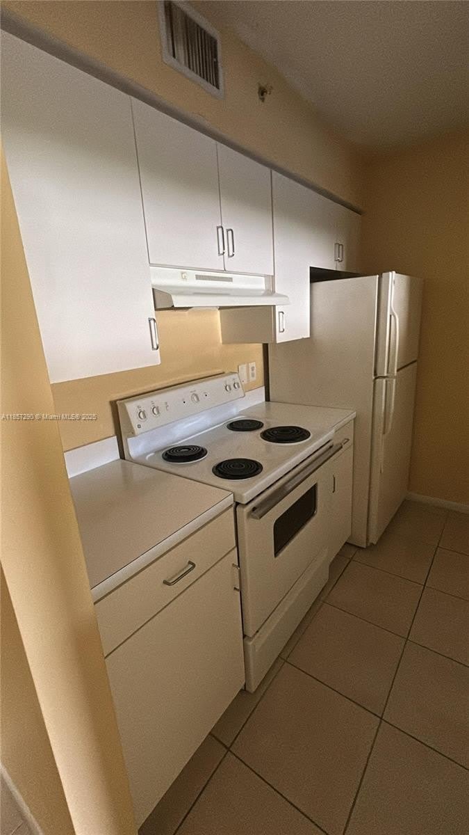 2103 Renaissance Blvd