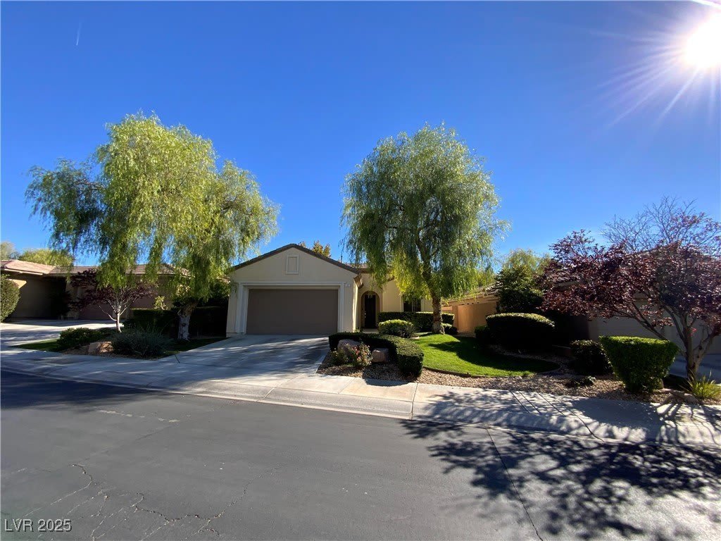 11 Hunt Valley Trail