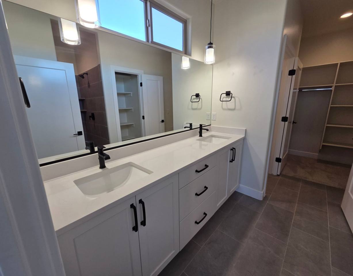 VIEWS from EVERY ROOM!