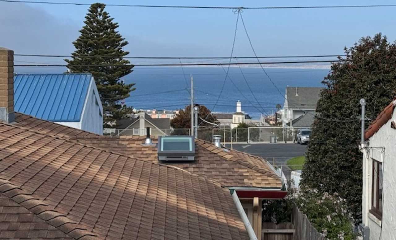 Newly Built Two Bedroom Monterey Ocean Views near DLI/Cannery Row