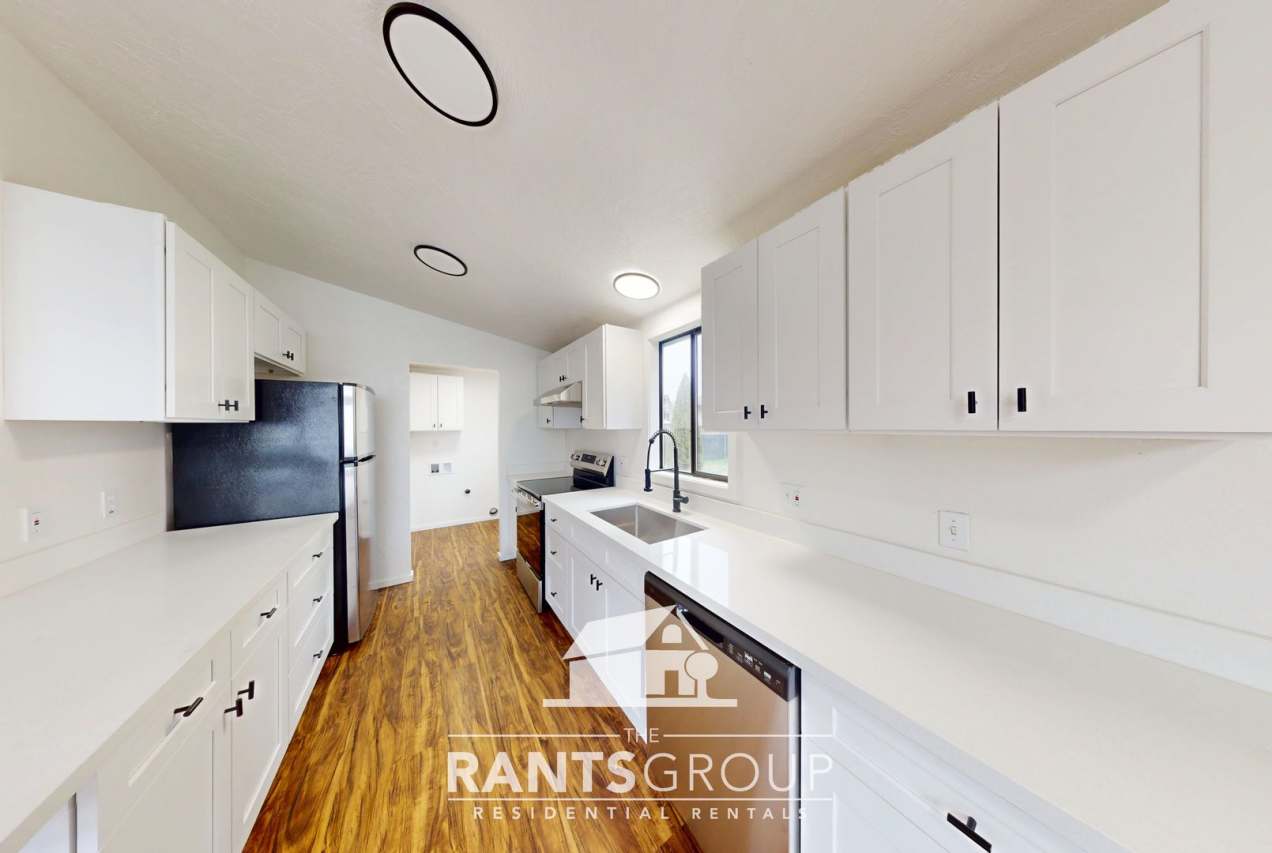 Fully remodeled 2 Bedroom, 2 Bath rambler! Huge Fenced Yard!