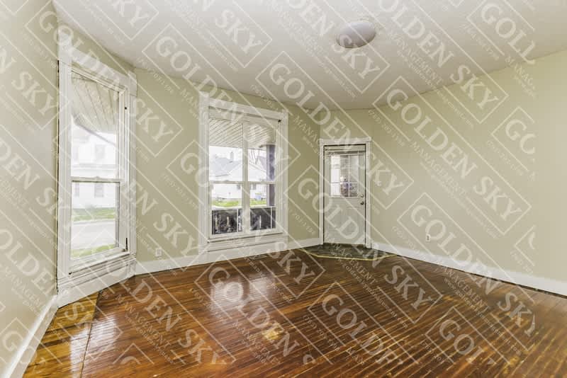 803 West Main Street - NA