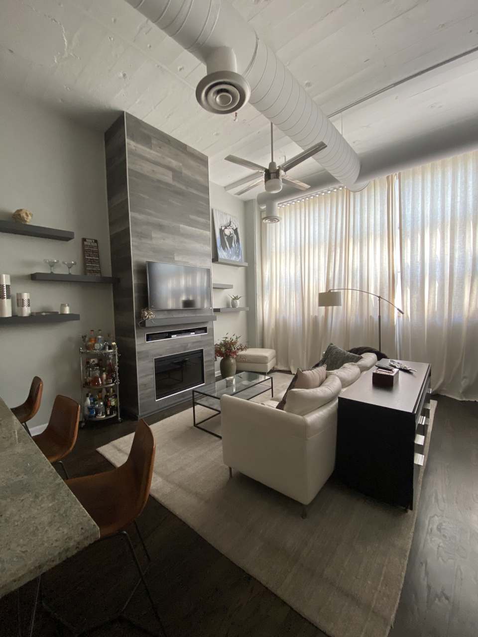 2750 North Wayne Avenue