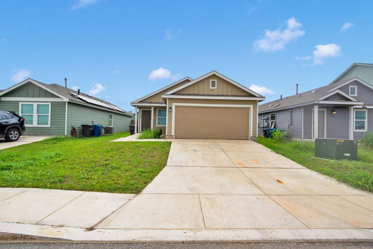 Cozy 4 Bedroom Home in Rosillo Creek