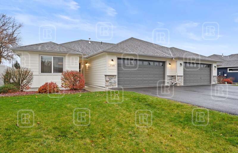 16924 East Knox Lane