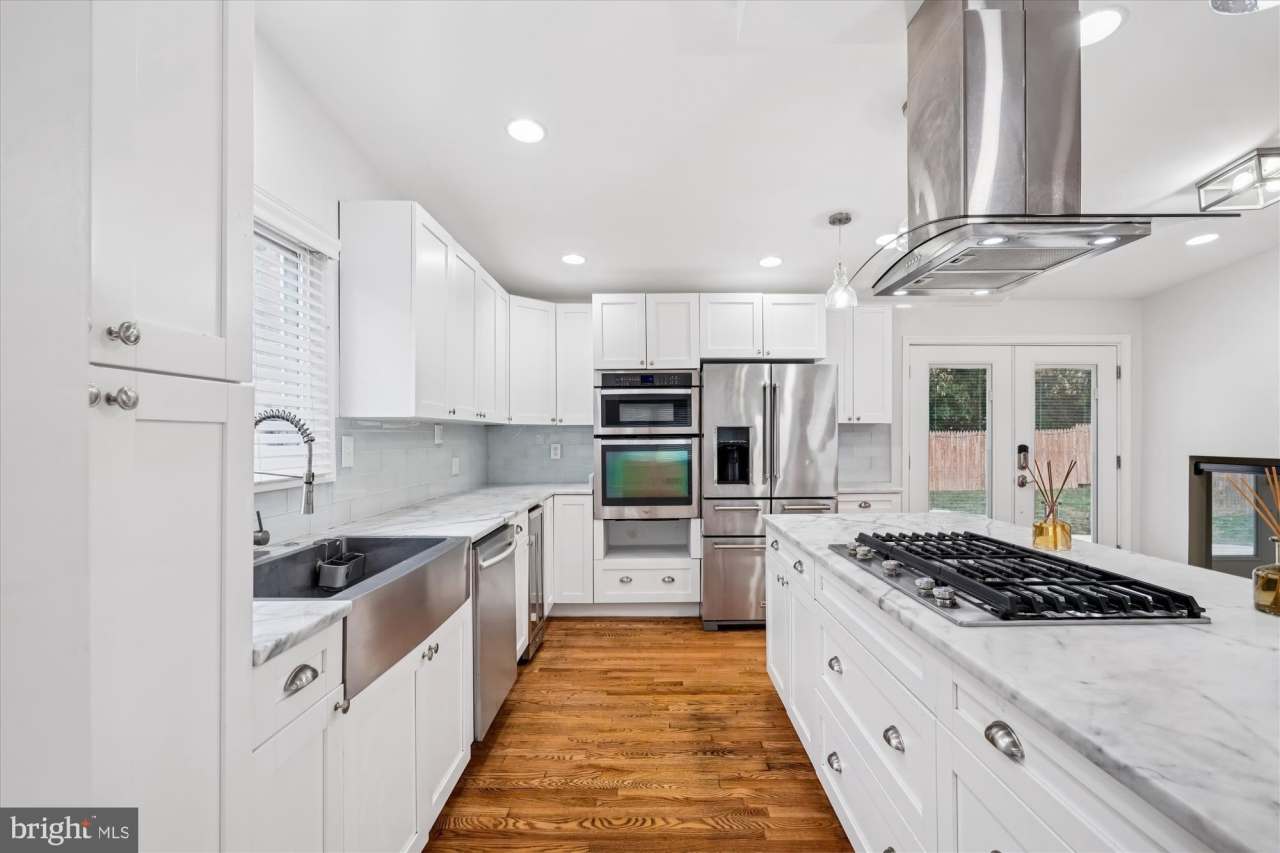 3308 ESTELLE Terrace