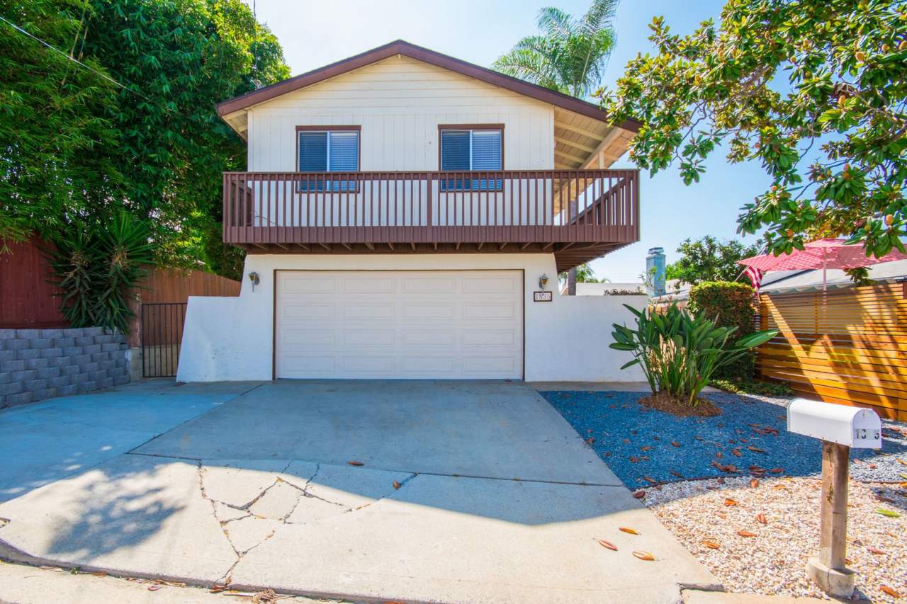 4 bed, 3 bath located in Fire Mountain neighborhood of South Oceanside