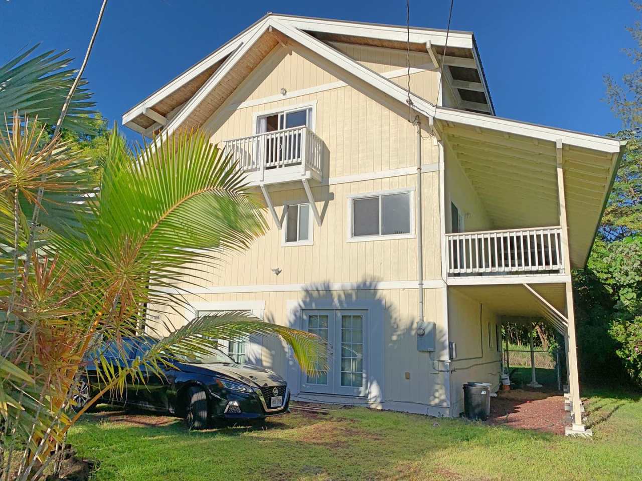 Beautiful Oceanfront 1 Bedroom Unit on Kaloli Point