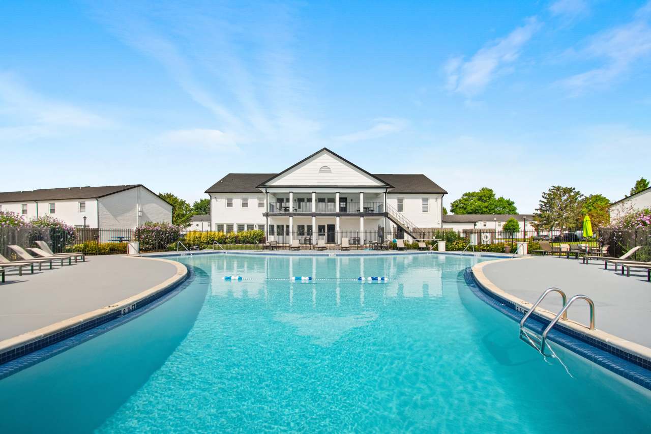 Lake Castleton Apartment Homes