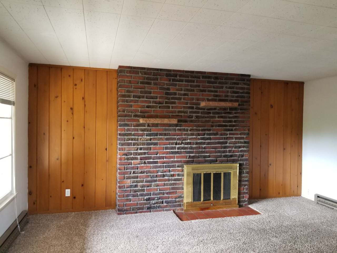 Near Franklin Park 2 br 1ba, stacked washer/dryer included.