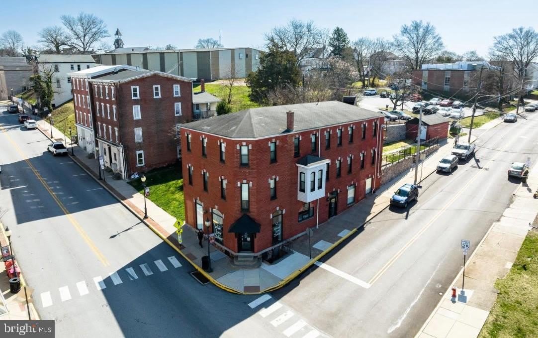 200 MAIN Street unit: 1St Floor