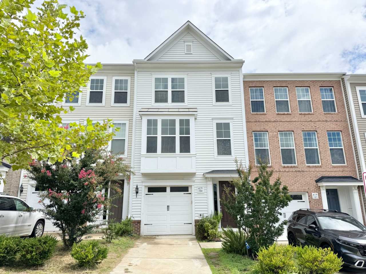 EMBREY MILL - SOLAR EFFICIENT TOWN HOME