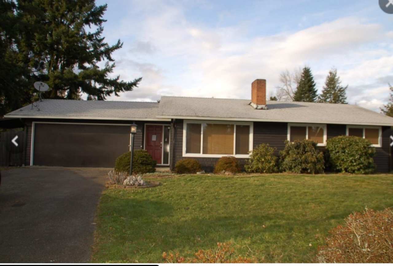 Truly adorable and private 3 bed rambler in great neighborhood in the heart of Kent.