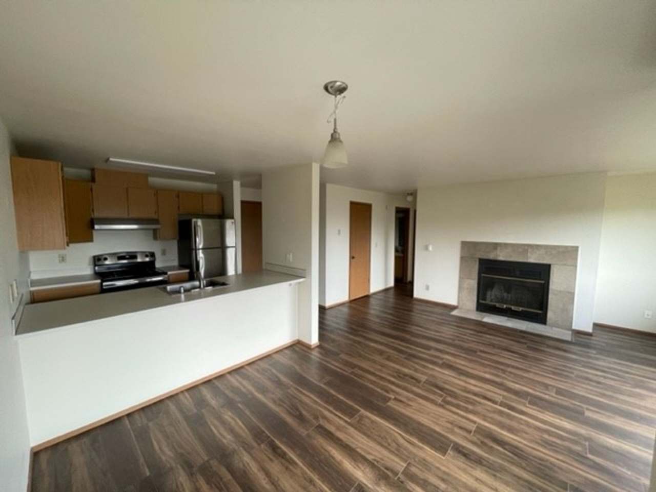 (1K) Kristine Apartments