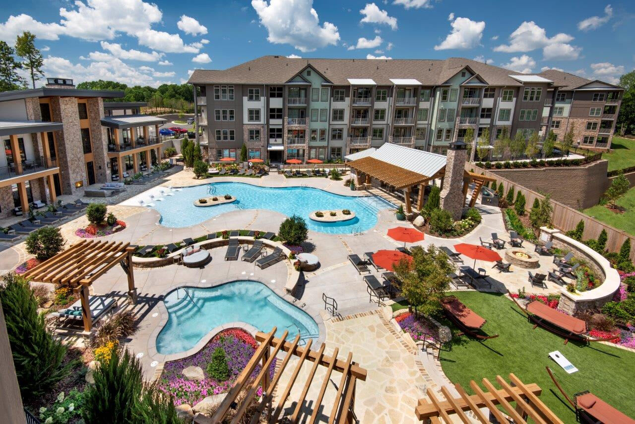 Town Triangle Crossing