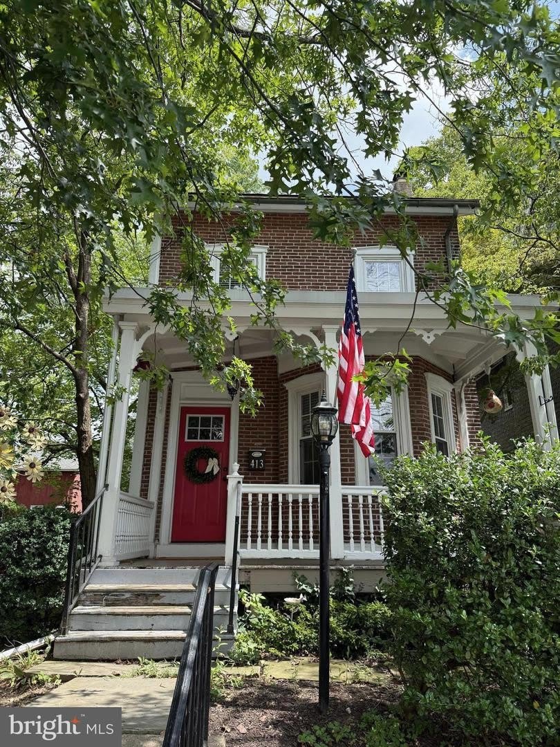 413 E MONTGOMERY AVE