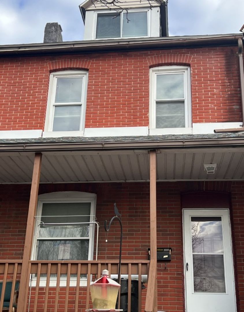 Available Now! 4BD 2BA