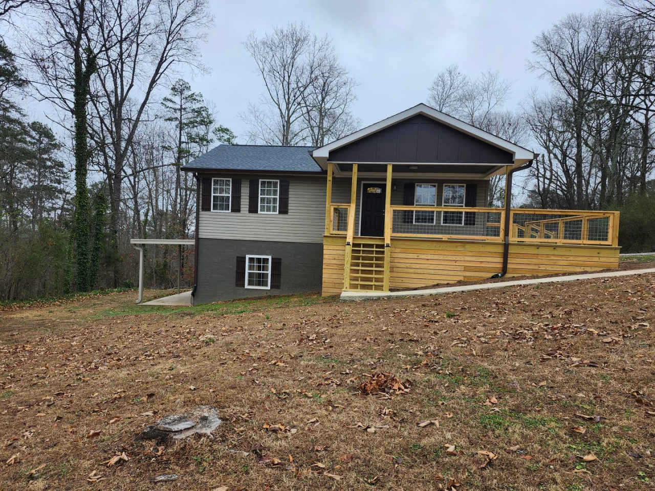Spacious 3 bedroom 2 bath home in Chickamauga, GA