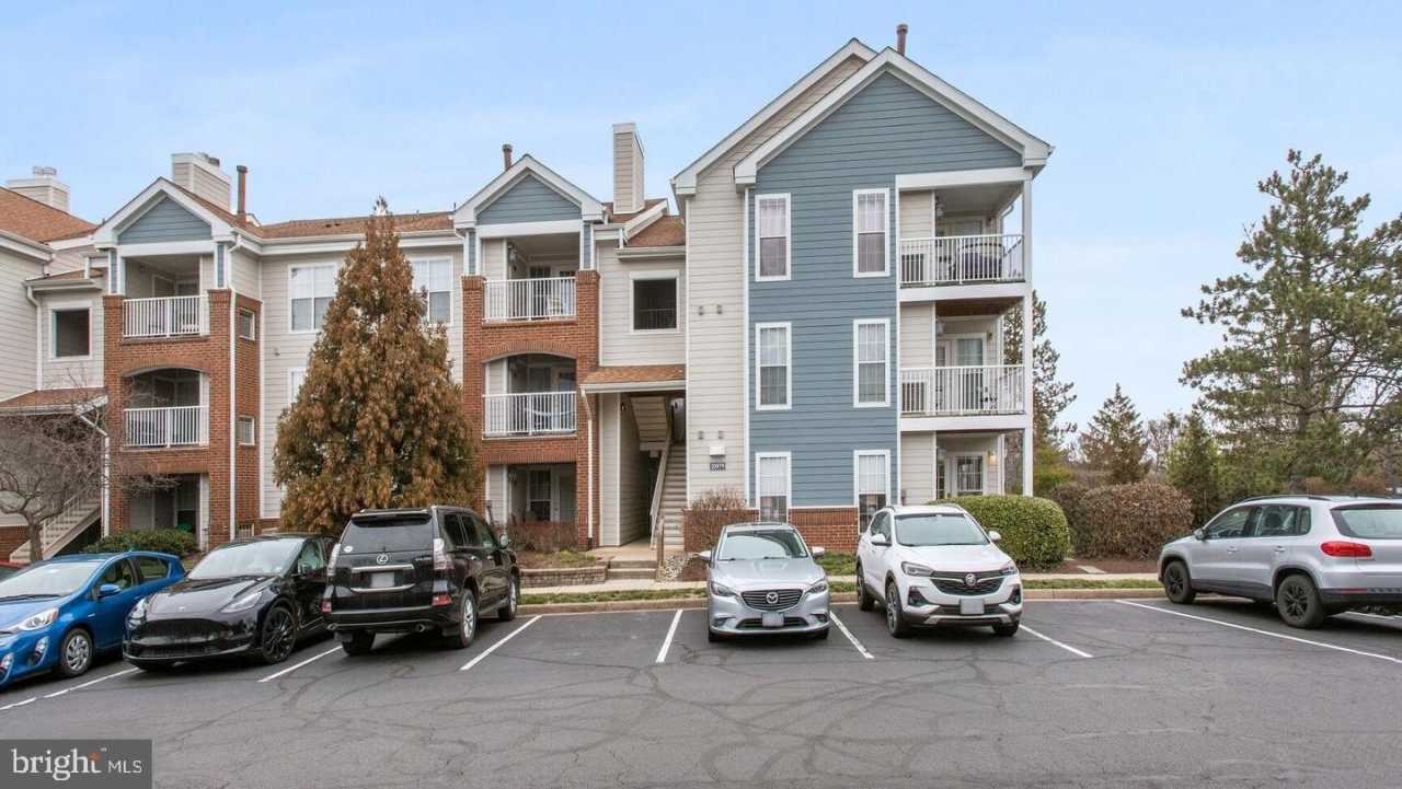 20979 TIMBER RIDGE Terrace unit: 204