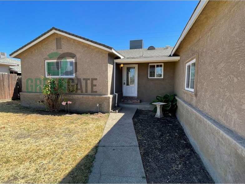 PRICE REDUCED!!! BEAUTIFUL 3 BEDROOM 2 BATH HOME MOVE IN READY IN RIPON!!