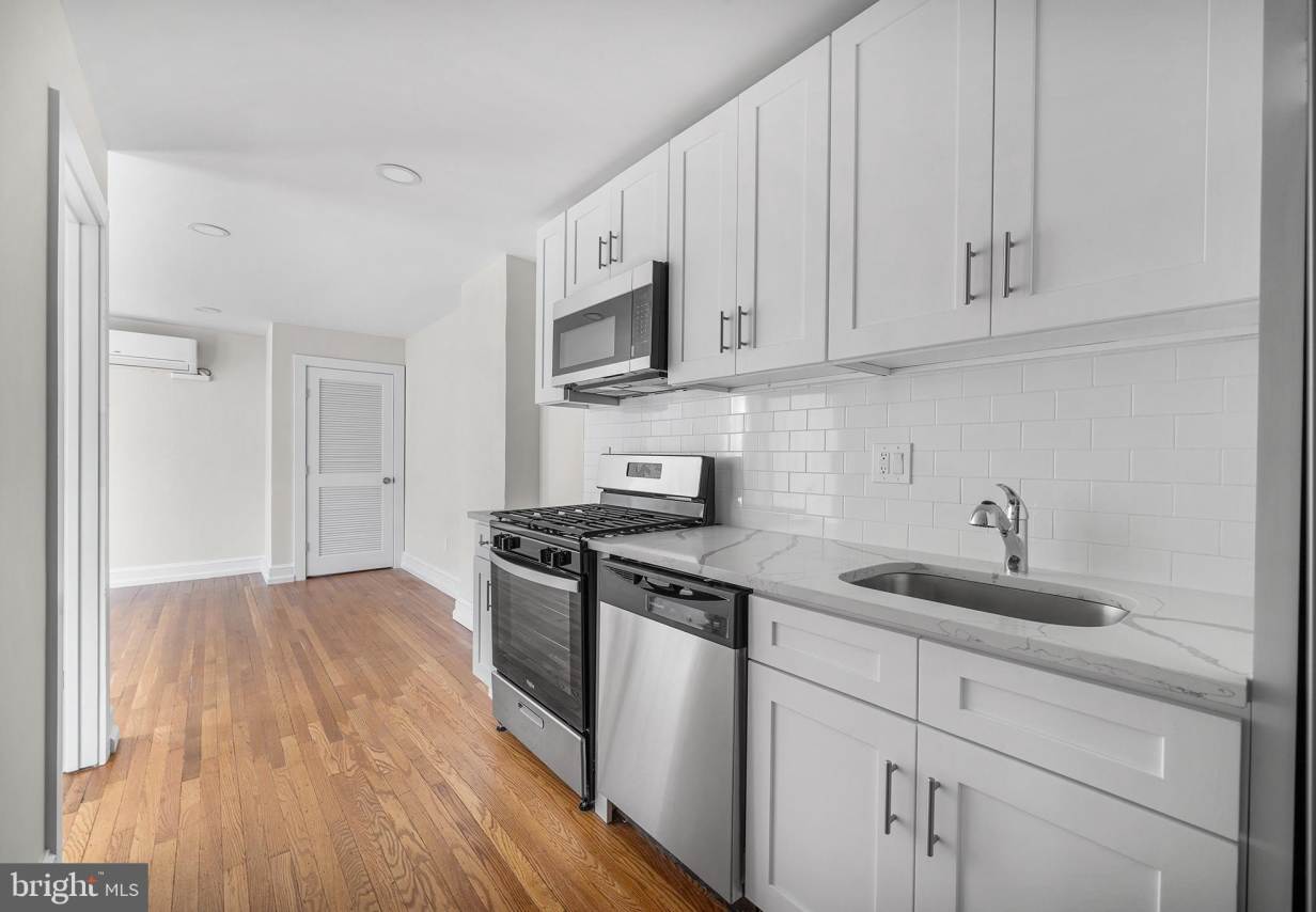 2309 GREEN Street unit: 3R