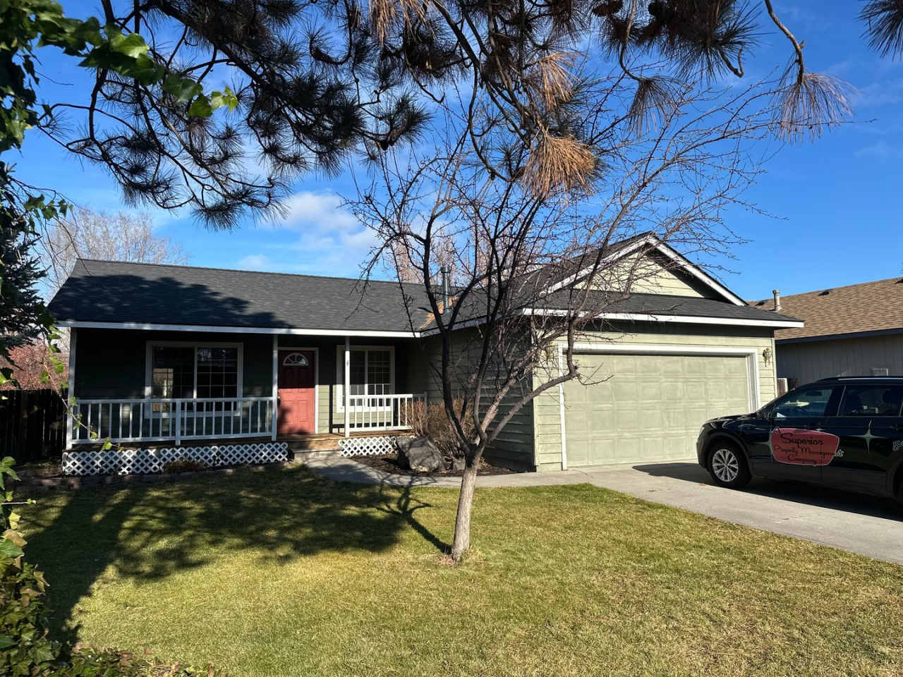 Ranch Style Home in NE Bend! Fenced in backyard!