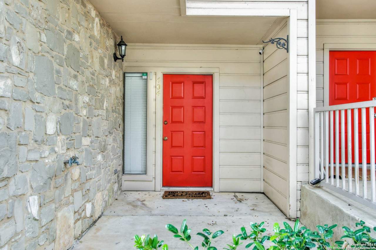 829 W Bitters unit: Apt 404