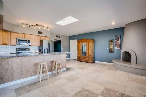 517 E Montgomery Avenue