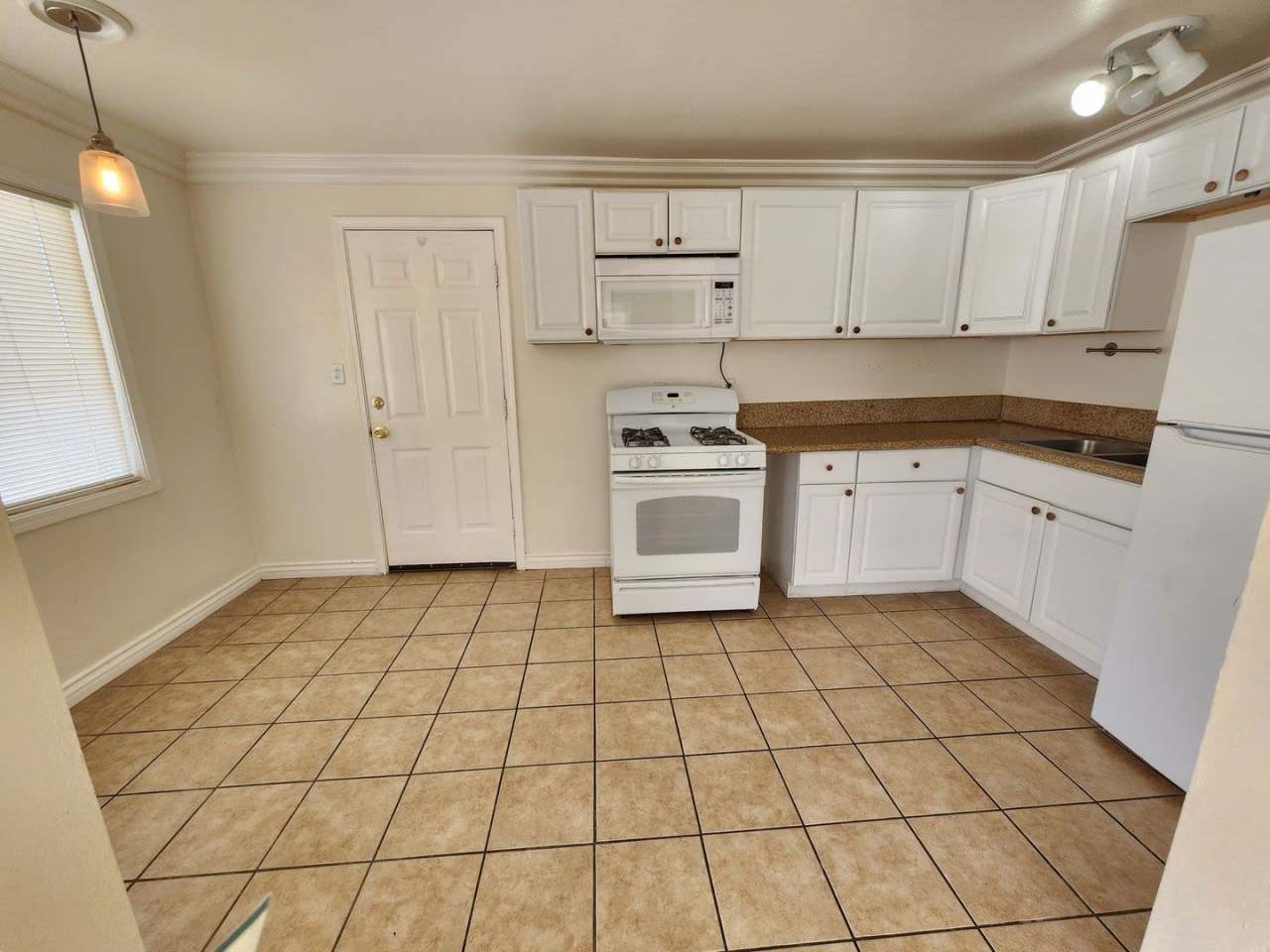 Downtown 3 Bedroom 1 Bath Home