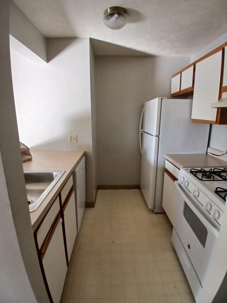 304 College Park Drive - 1S