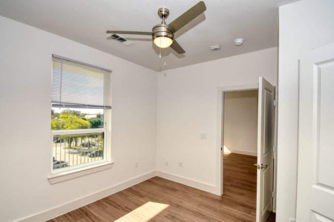1638 E 2nd St, #2018