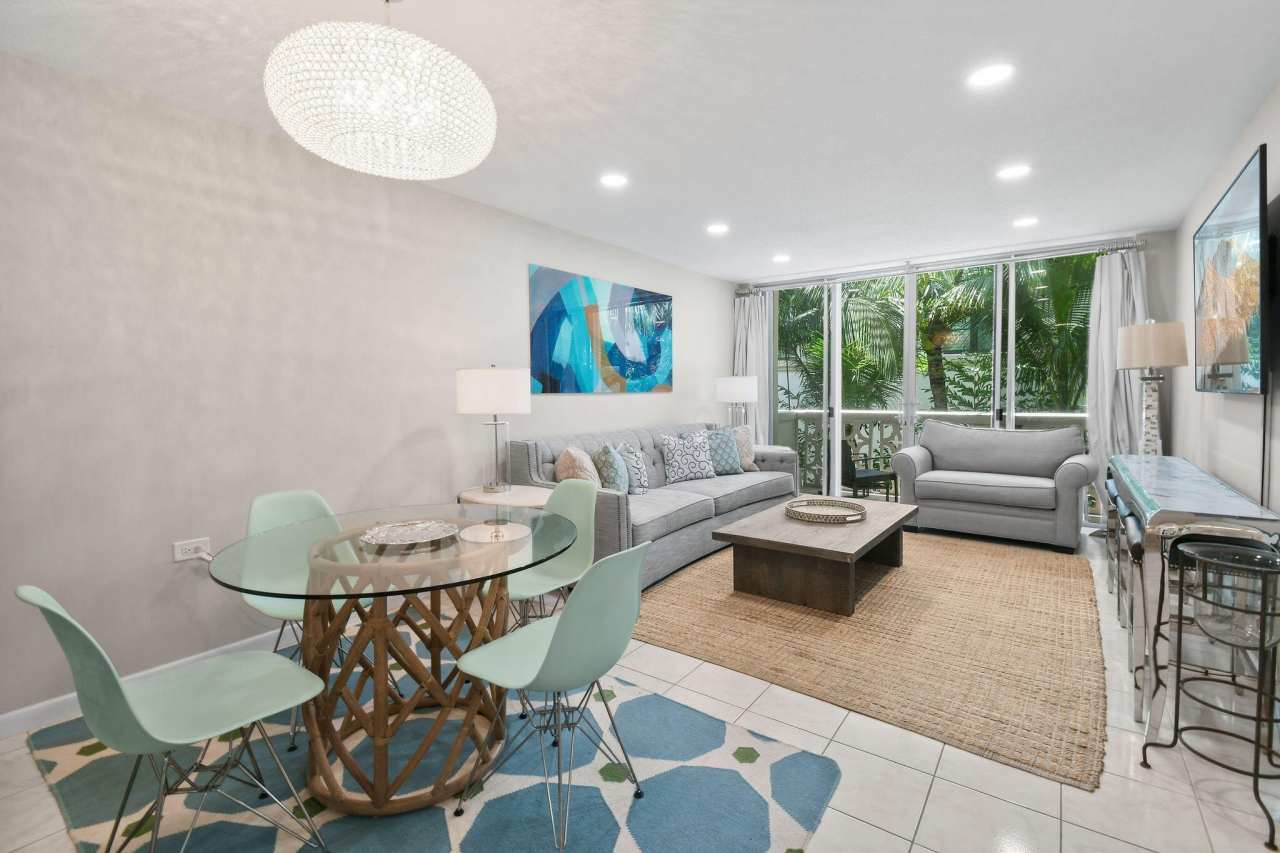 227 Brazilian Avenue