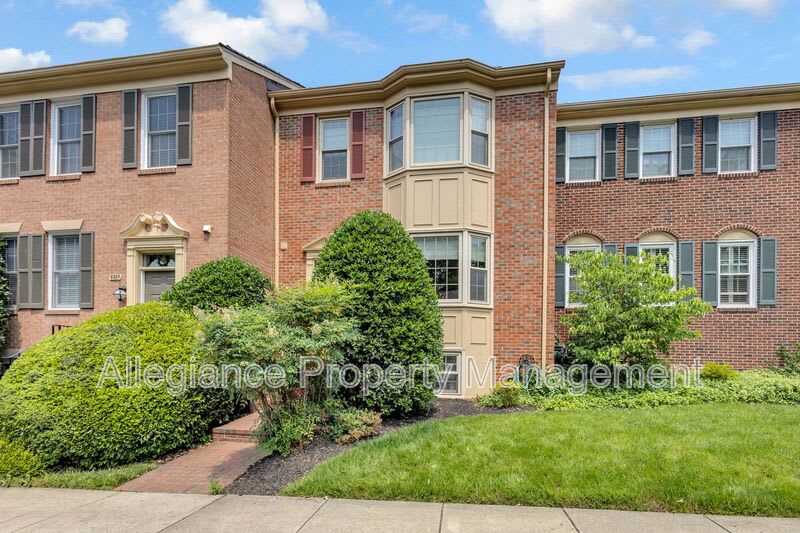 6861 Williamsburg Pond Ct