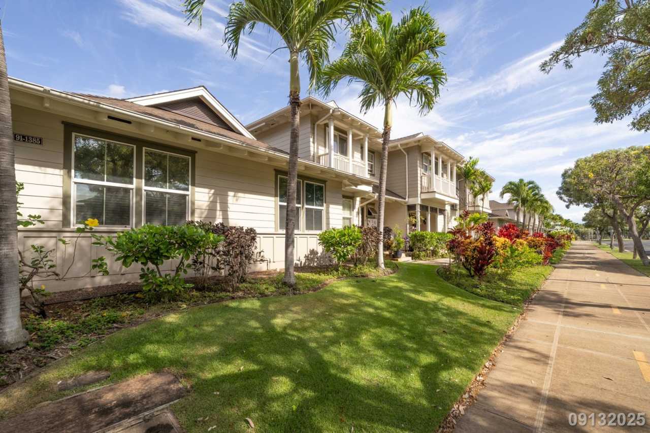 3 Bed 3 Bath in Hoakalei
