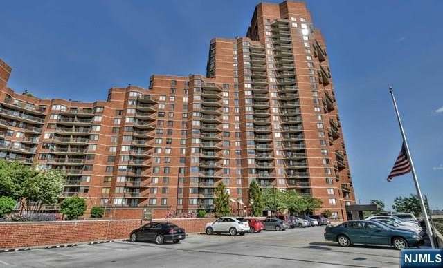 216 Harmon Cove Towers 216