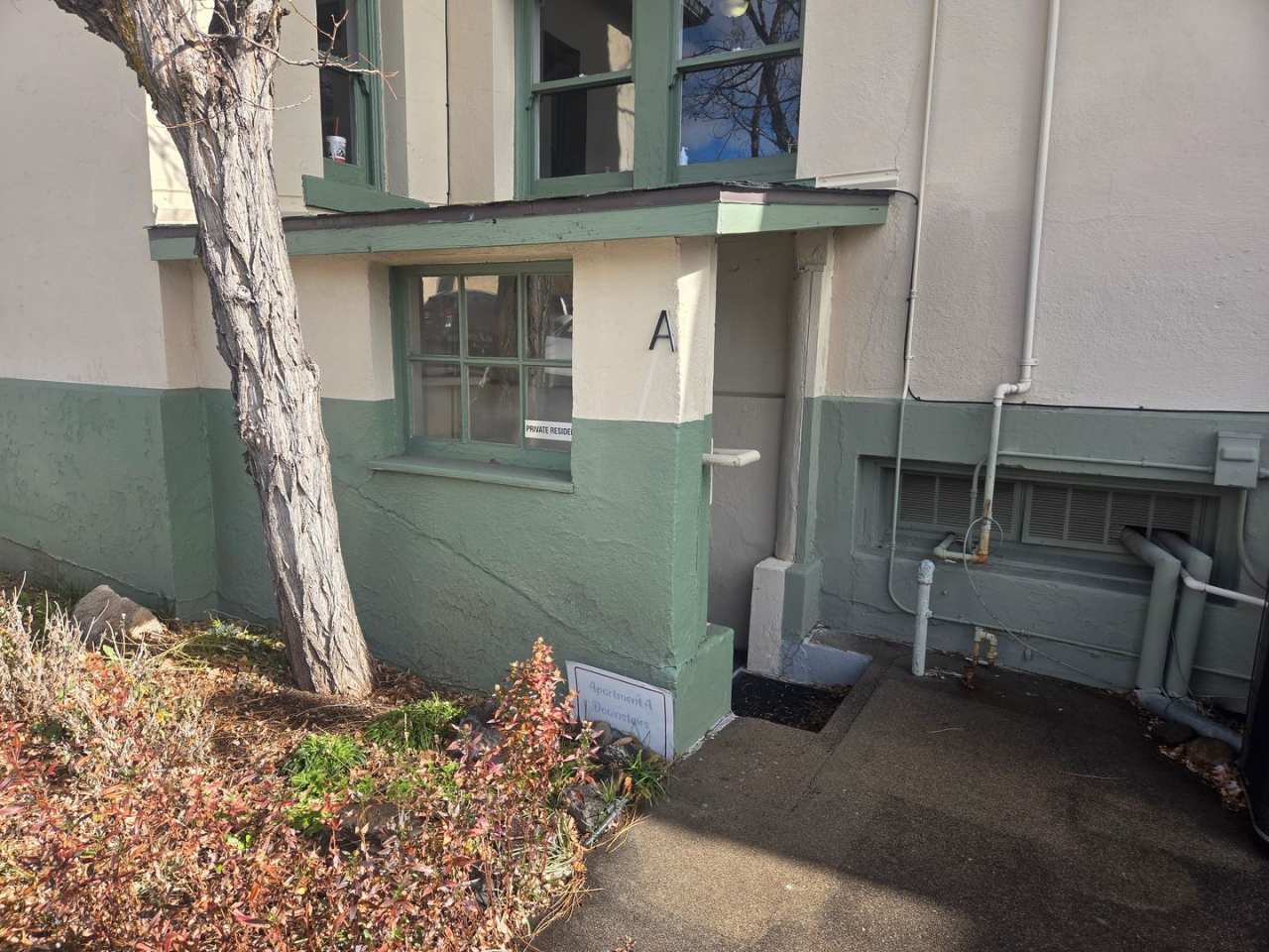 323 N Leroux Street #A