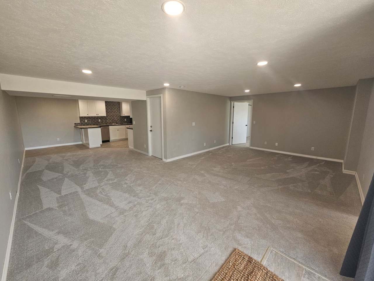 Fully Remodeled Daylight Basement + Utilities!