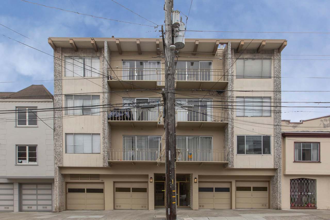 Inner Sunset: 2 Bed 1 Bath Apartment w/ Optional Parking  Laundry Onsite