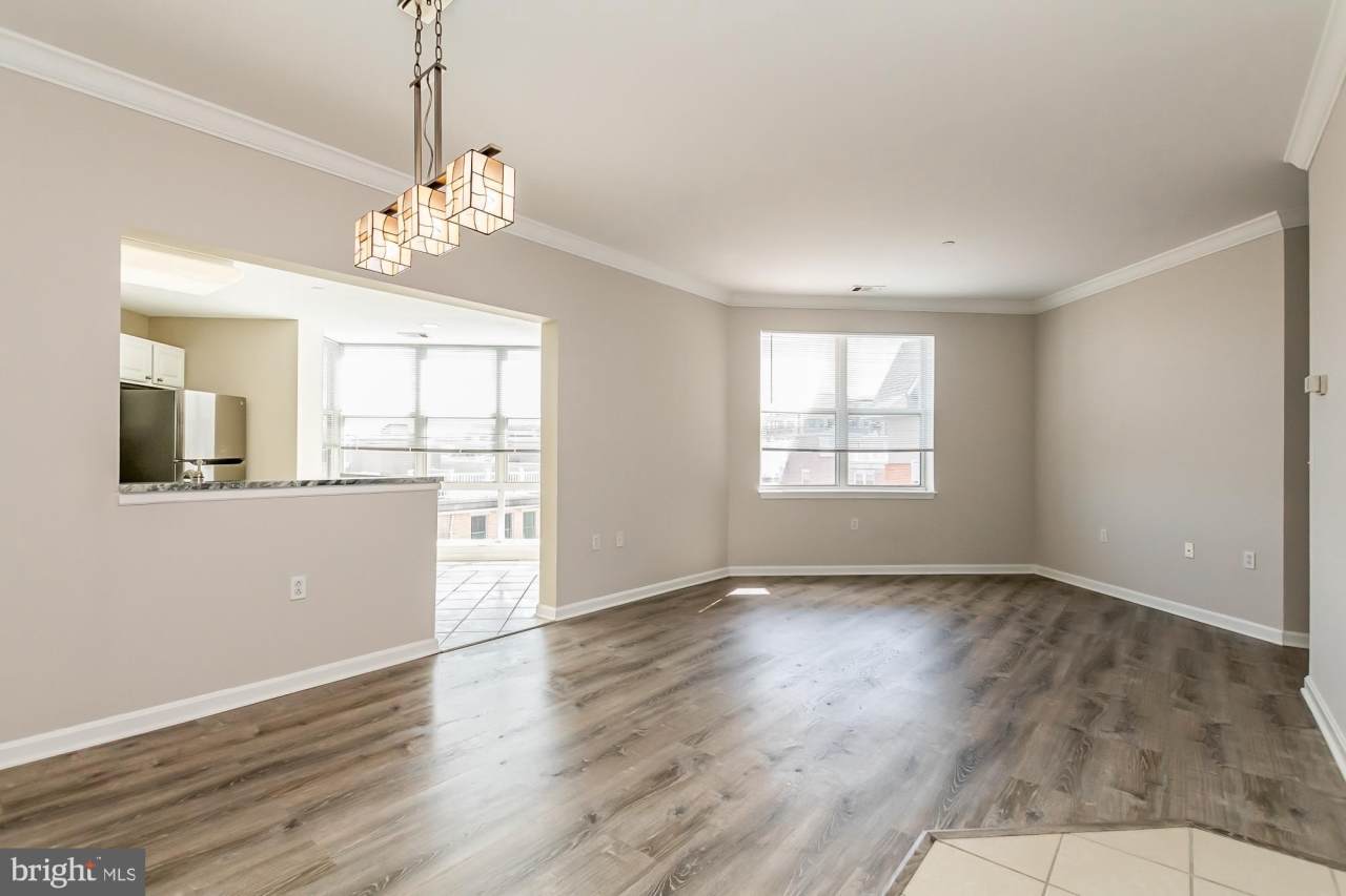 23 PIERSIDE Drive unit: 436