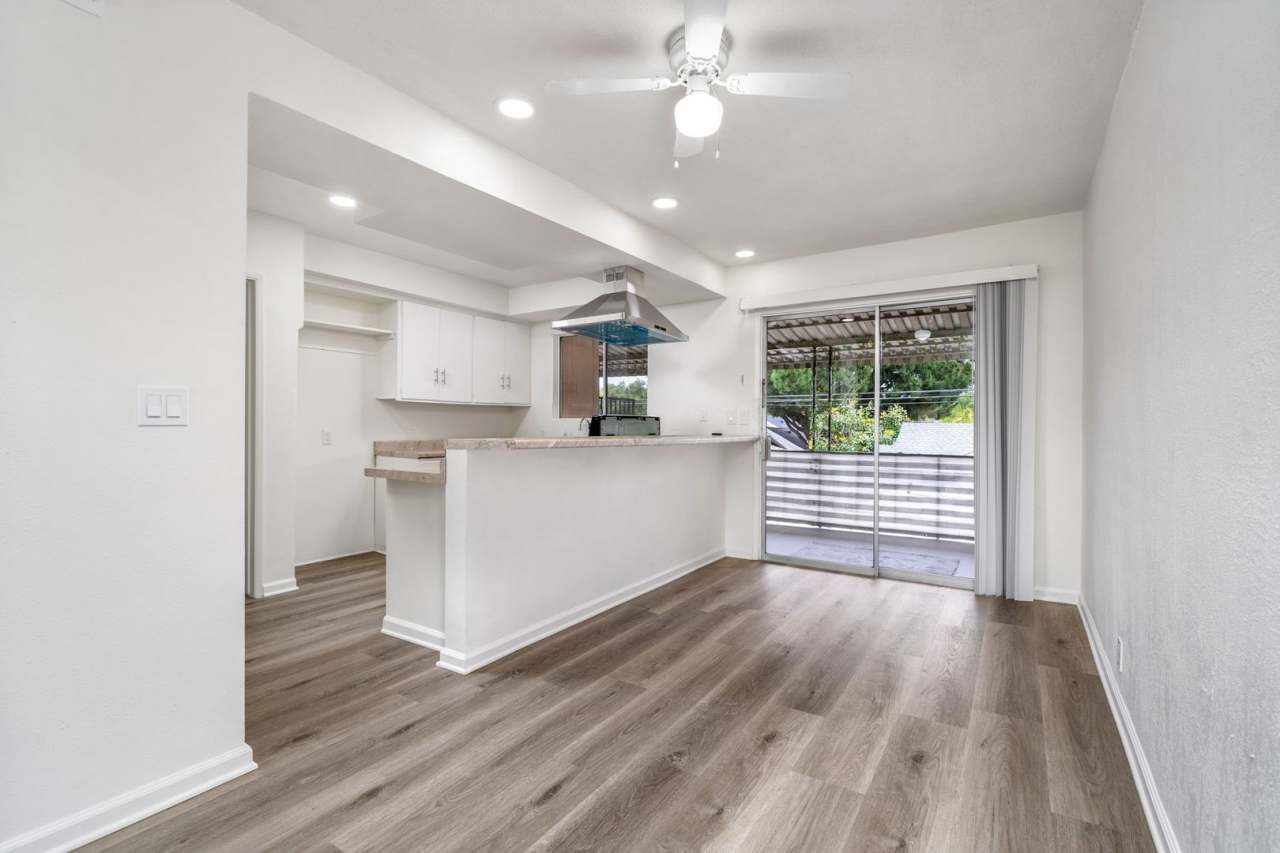 Updated One Bedroom Condo in Floral Park