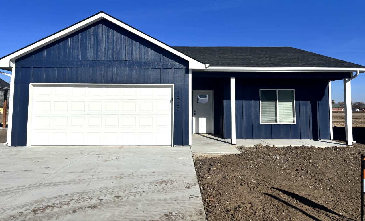 1920 E Village Estates Dr