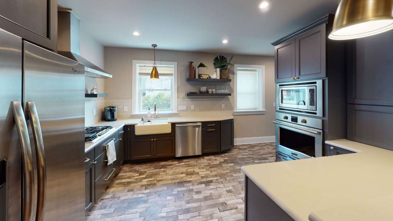 Fully Furnished 2 Bedroom Home With Utilities Included!