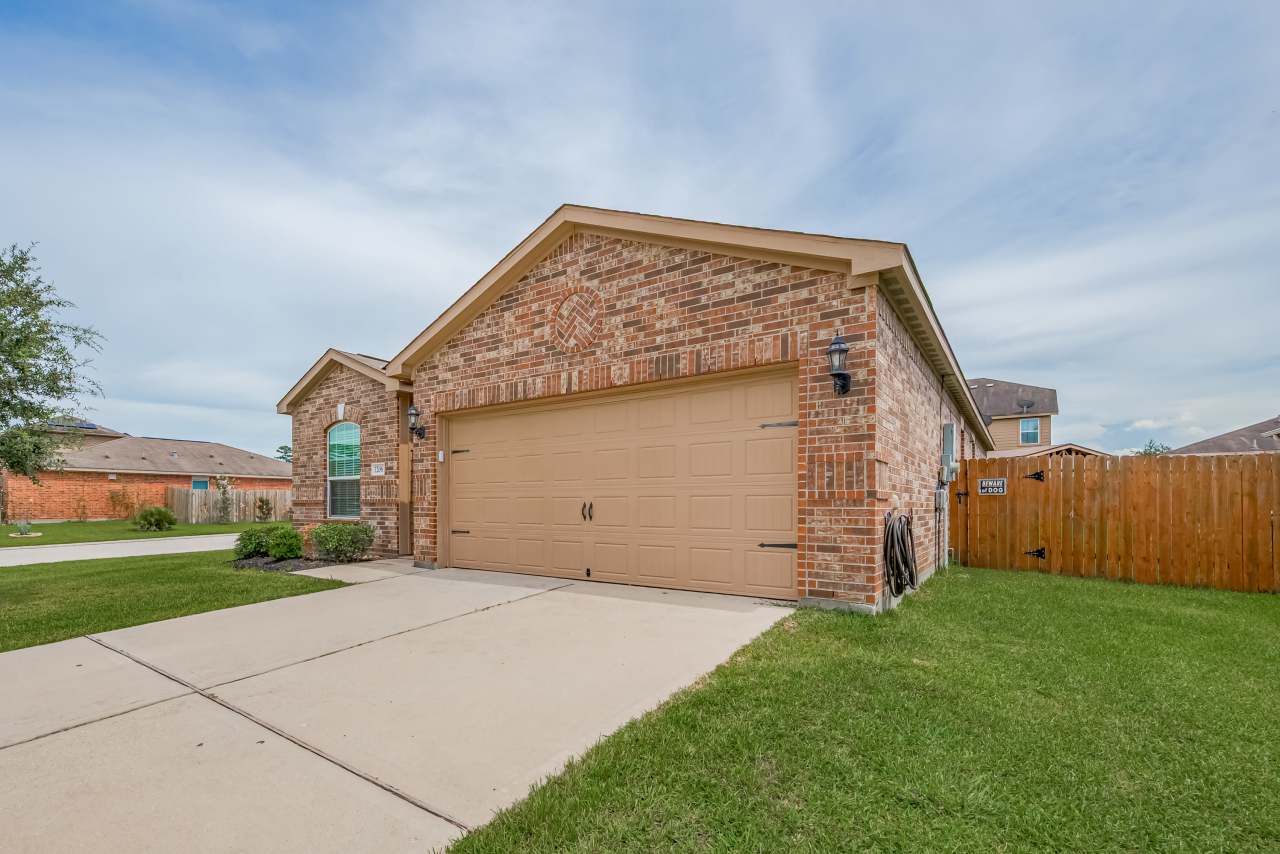 12063 Quartersawn Lane