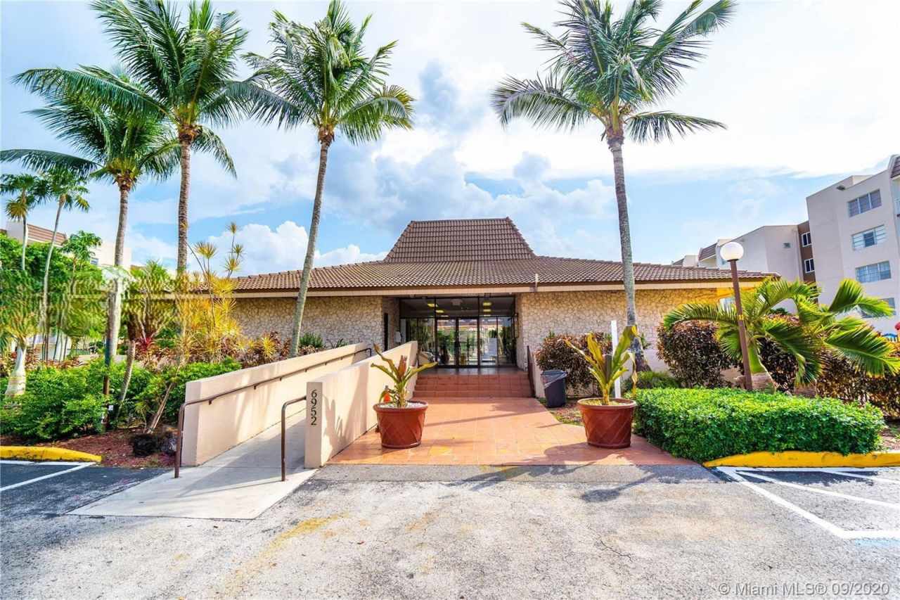 6940 Northwest 186th Street