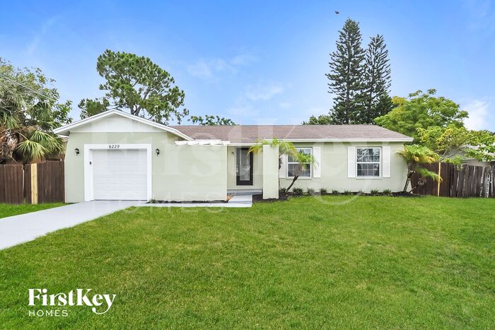 6229 W Florida Circle