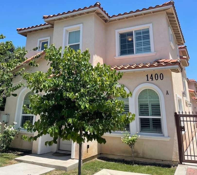 San Gabriel 3 beds 2.5 bathrooms for lease