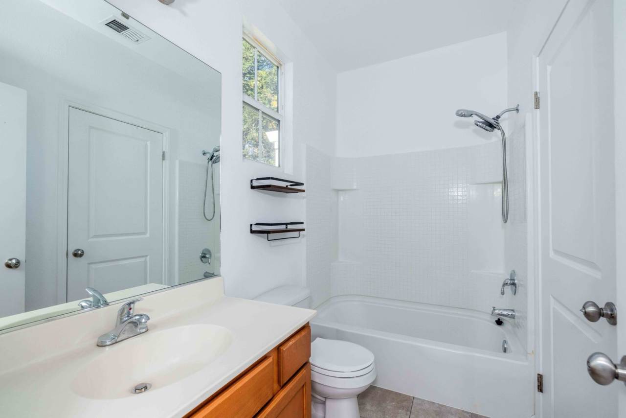 MOVE IN SPECIAL!!! $500 OFF FIRST MONTHS RENT! Come check out this lovely 3 bedroom 2.5 bath home in Northwest Santa Rosa