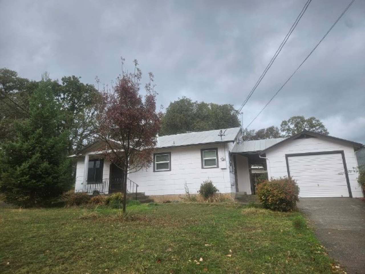 Rental in central Lakeport